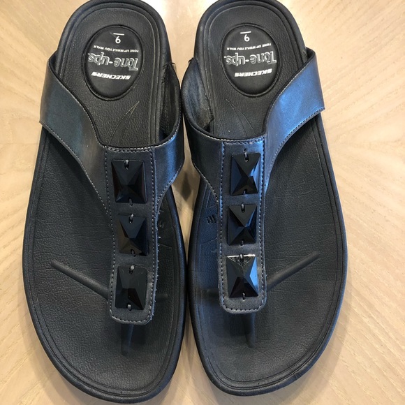 skechers tone up flip flops